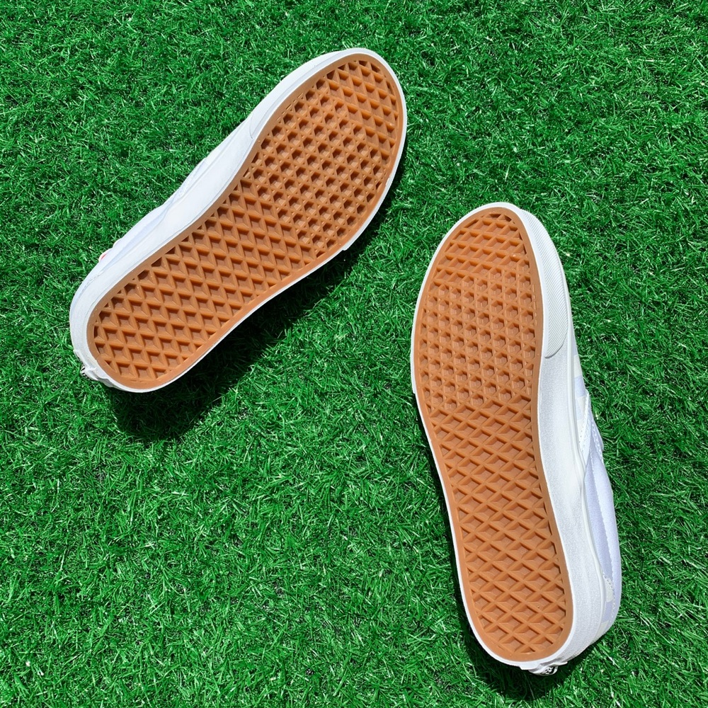 Vans Classic Checkerboard Slip On - Picture 5 of 5